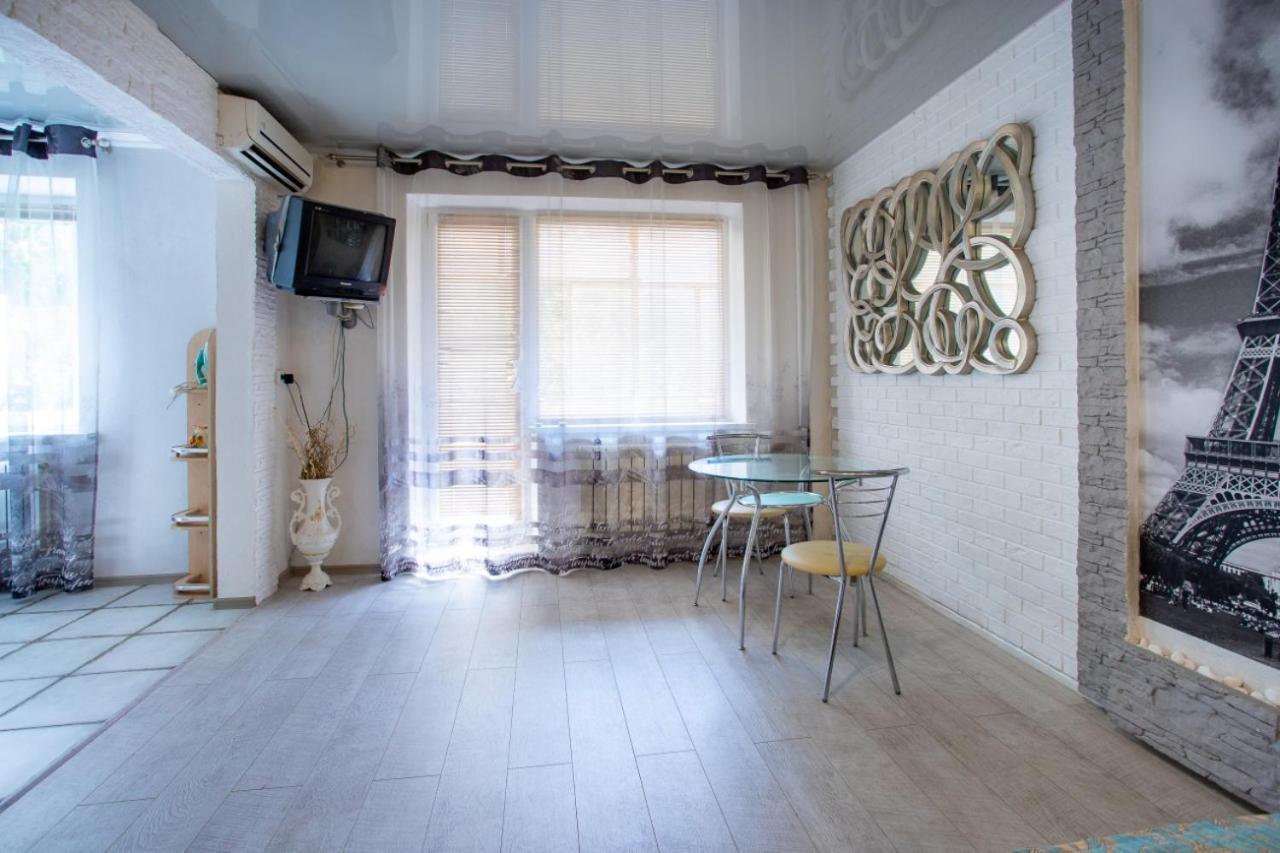 Студия На Проспекте Мира Mykolaiv Exterior photo